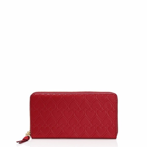 ENDS APR 16!!heart embossed zip continental wallet - Picture 4 of 5